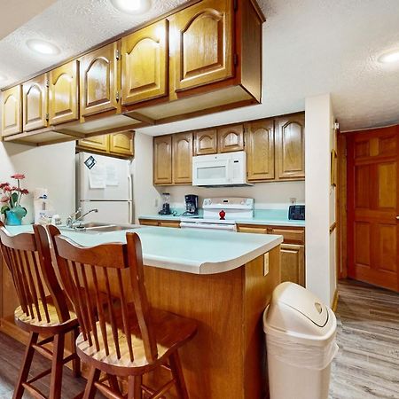 Peaceful Pine Villa Пиджен Фордж Екстериор снимка